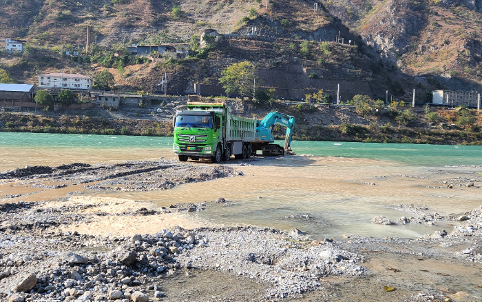 绿色转型，效益飞跃 | 四川客户点赞豪利777新能源自卸车